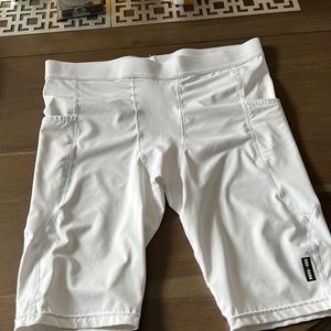 Never worn white asrv compression shorts